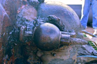 More details revealed during the cleaning of Carronade B.