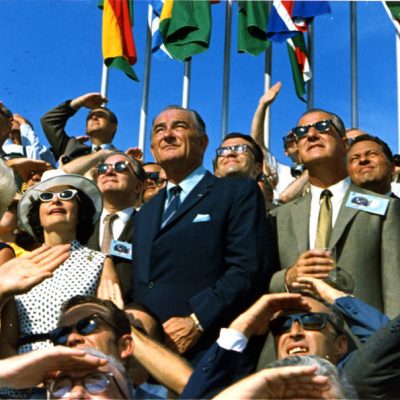 Spectators looking up at the launch of Apollo 11