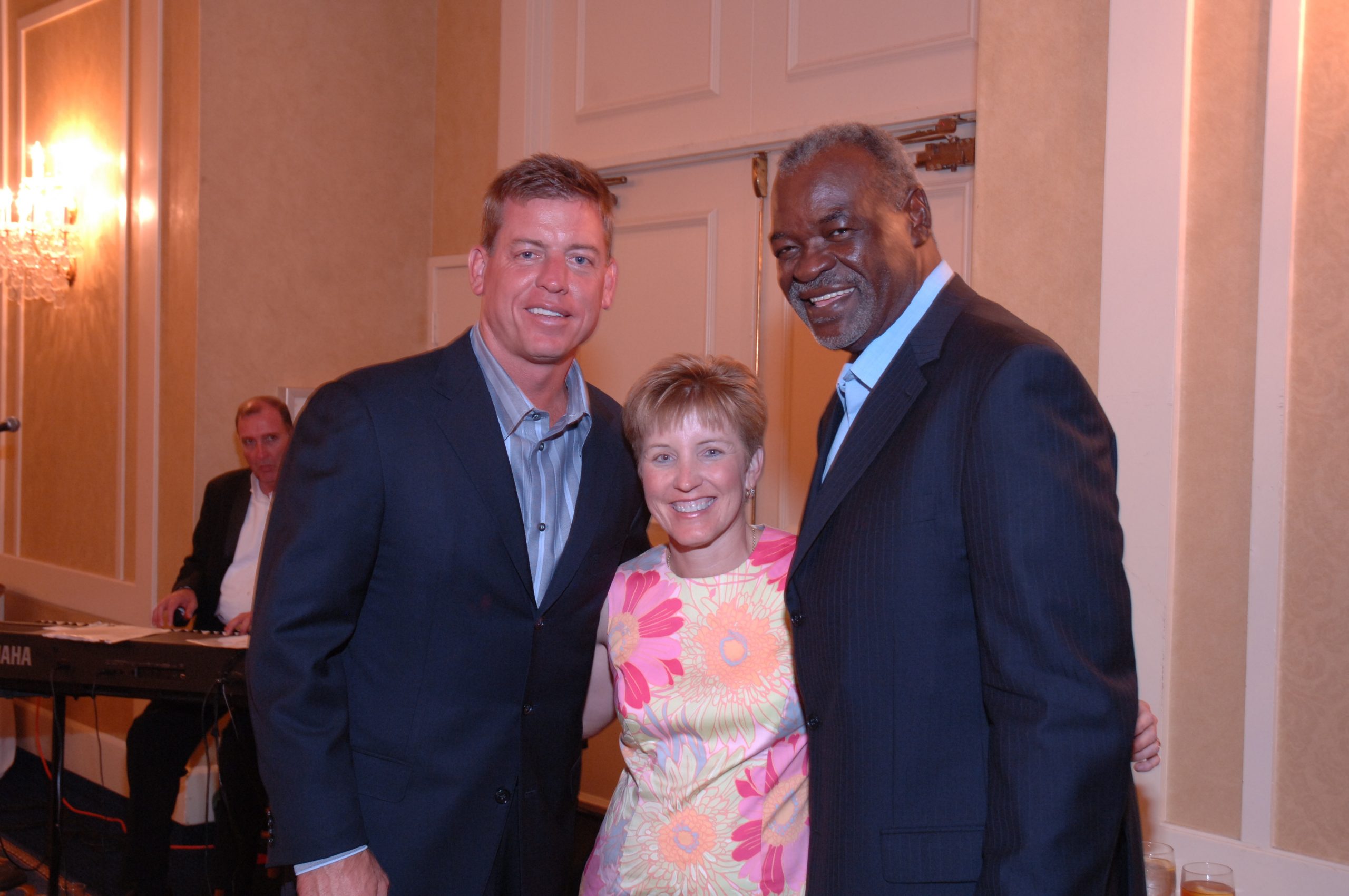 Charean Williams poses for a photo with Troy Aikman.